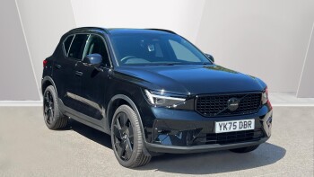 Volvo XC40 2.0 B4P Plus Pro Black Edition 5dr Auto Petrol Estate